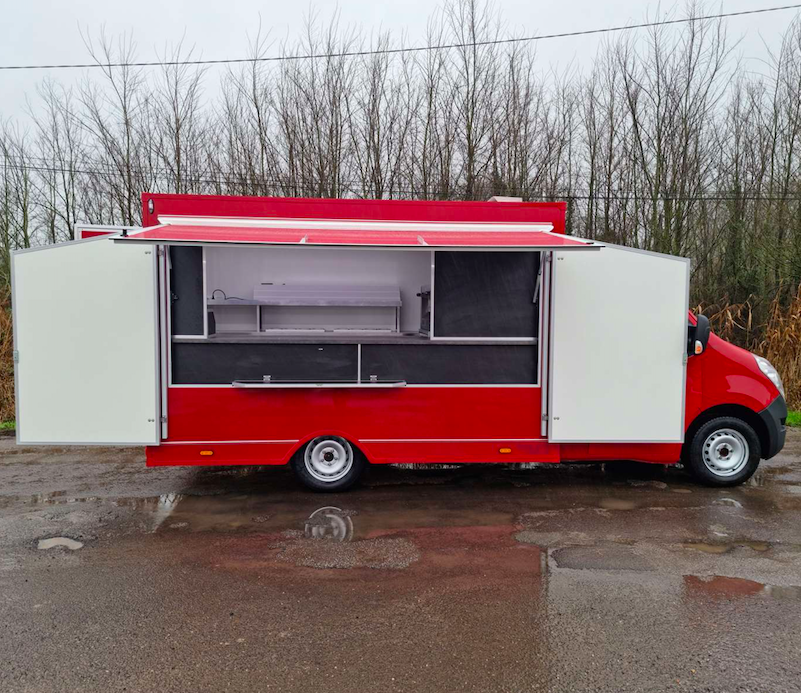 Réalisation foodtruck reconditionné L pizza au gaz